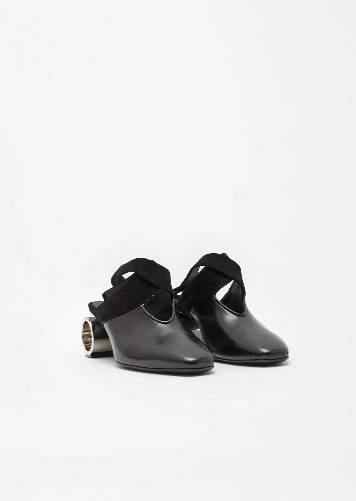 Cylinder Heels