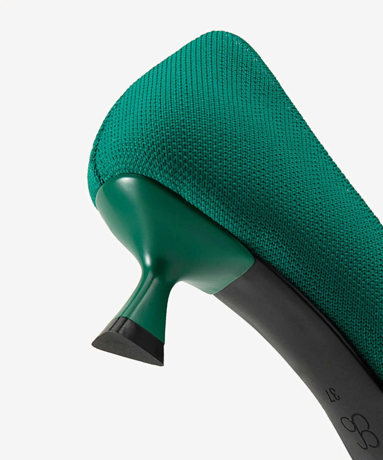 Elegant Pointed Toe  Heeled Pumps