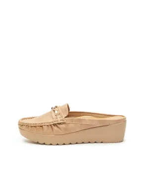 GOSSIP WOMENS DARK BEIGE MOCCASINS