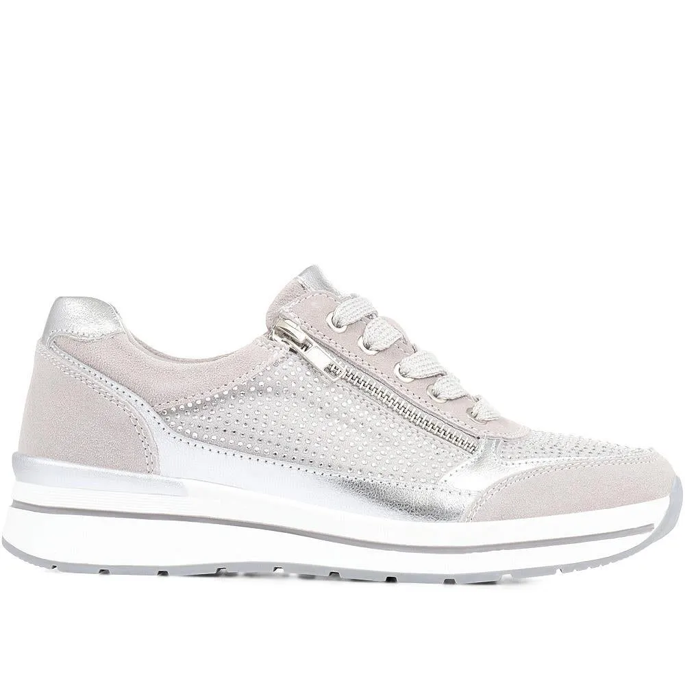 Lace-Up Leather Trainers - BRK35087 / 322 550