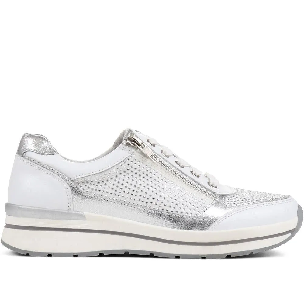 Lace-Up Leather Trainers - BRK35087 / 322 550
