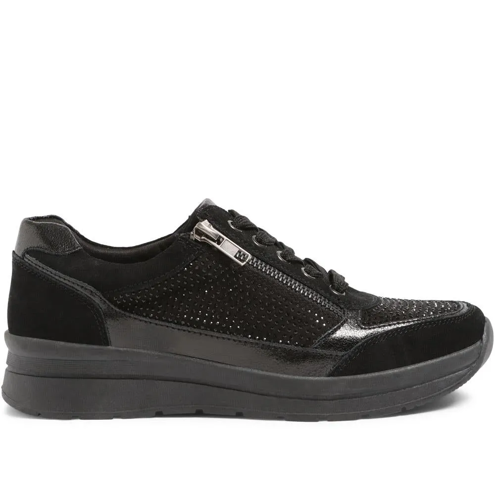Lace-Up Leather Trainers - BRK35087 / 322 550