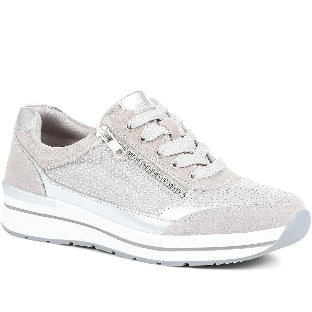 Lace-Up Leather Trainers - BRK35087 / 322 550