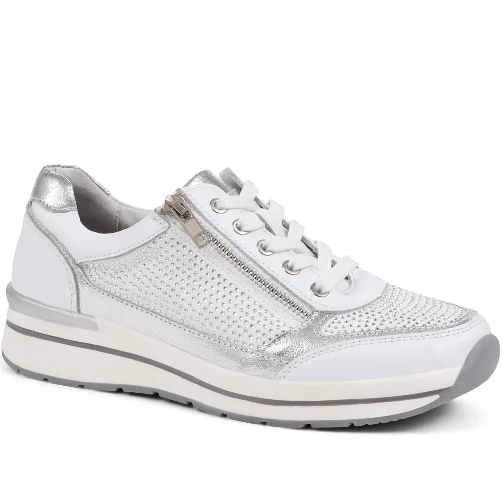Lace-Up Leather Trainers - BRK35087 / 322 550