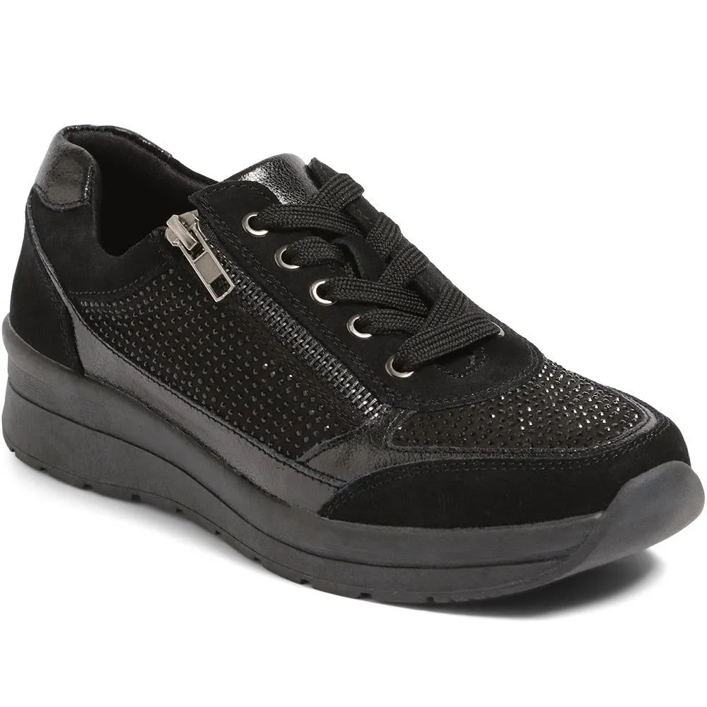 Lace-Up Leather Trainers - BRK35087 / 322 550