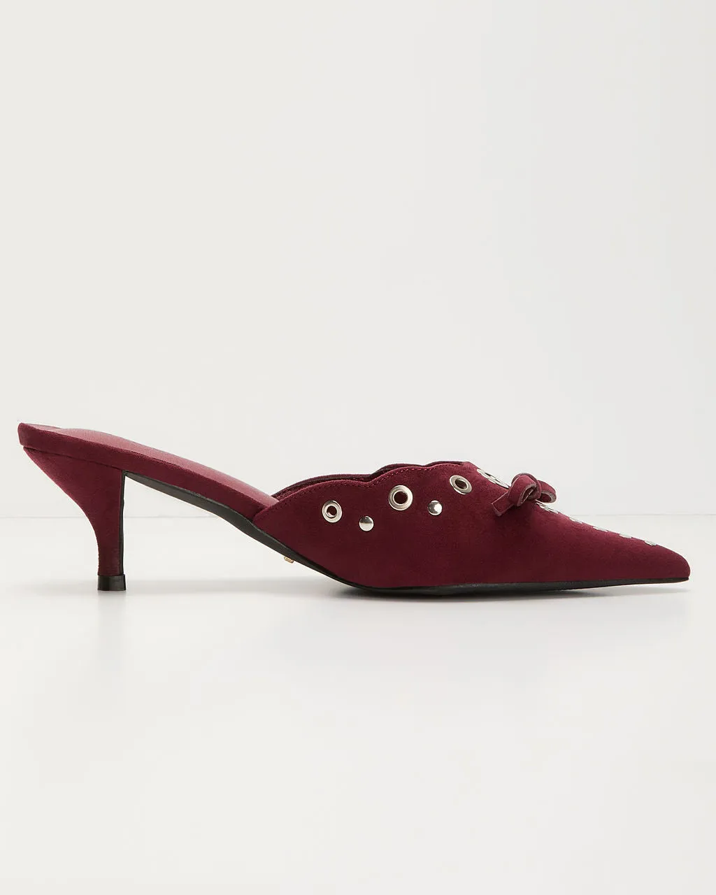 Maven Grommet Hole Pointed Toe Mule