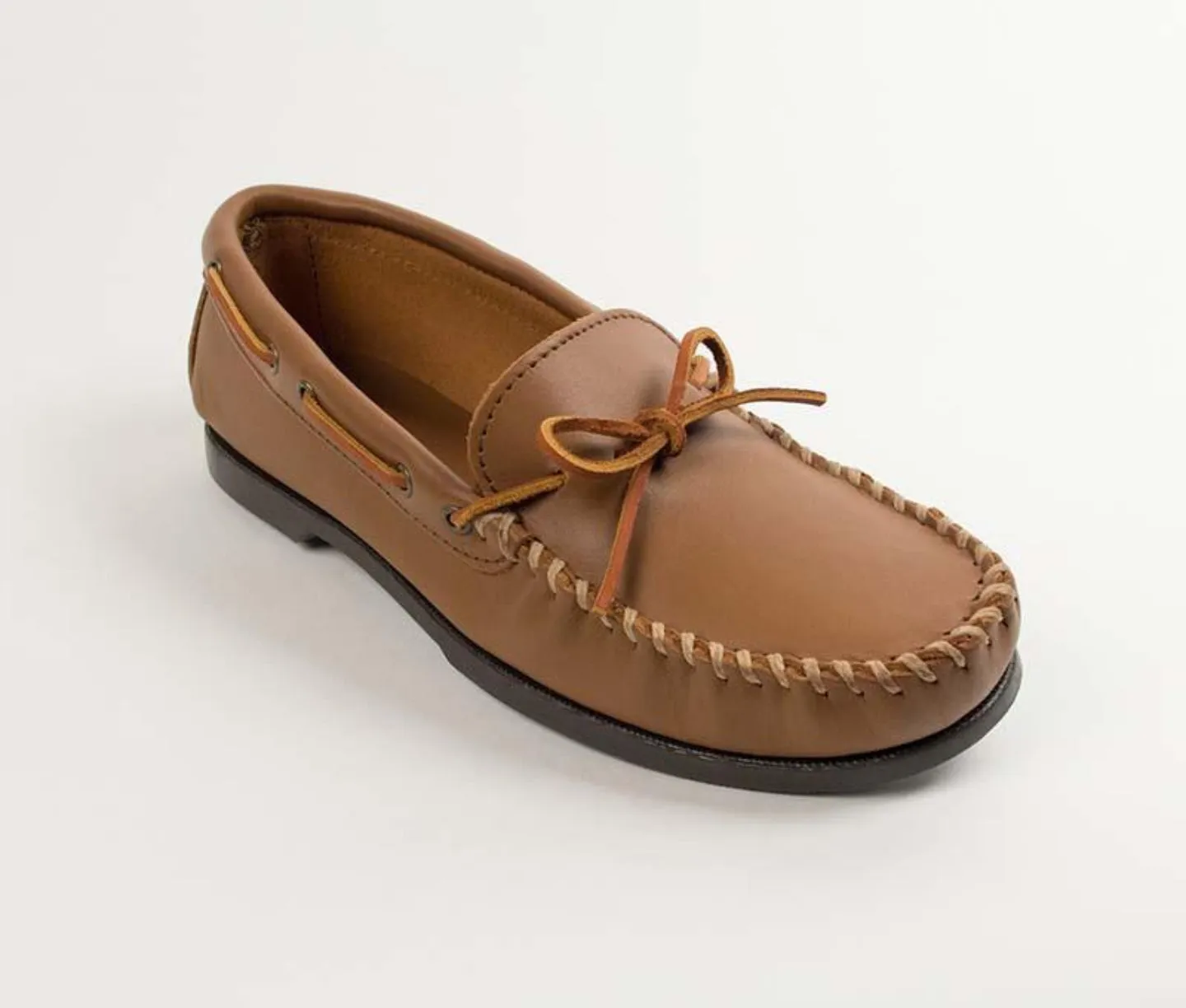 Minnetonka Men's Classic Camp Moccasin