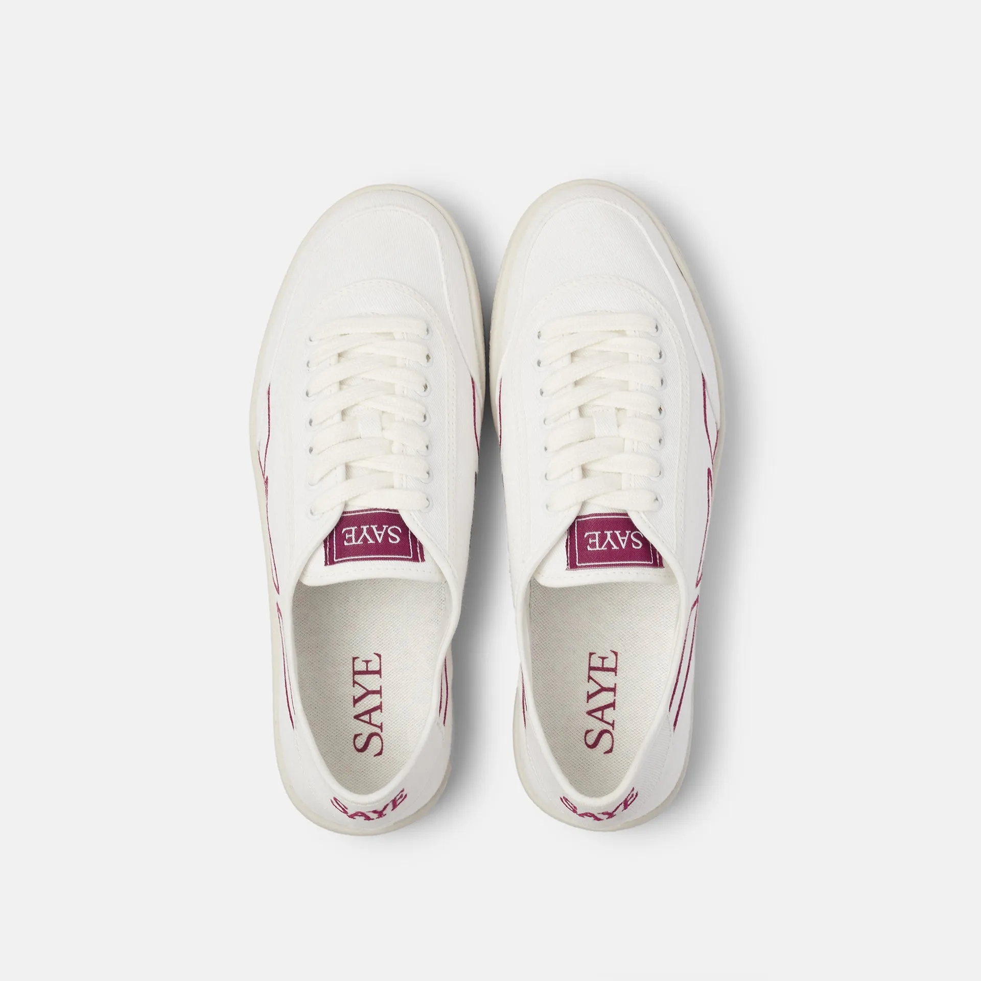 Modelo '65 trainer in garnet