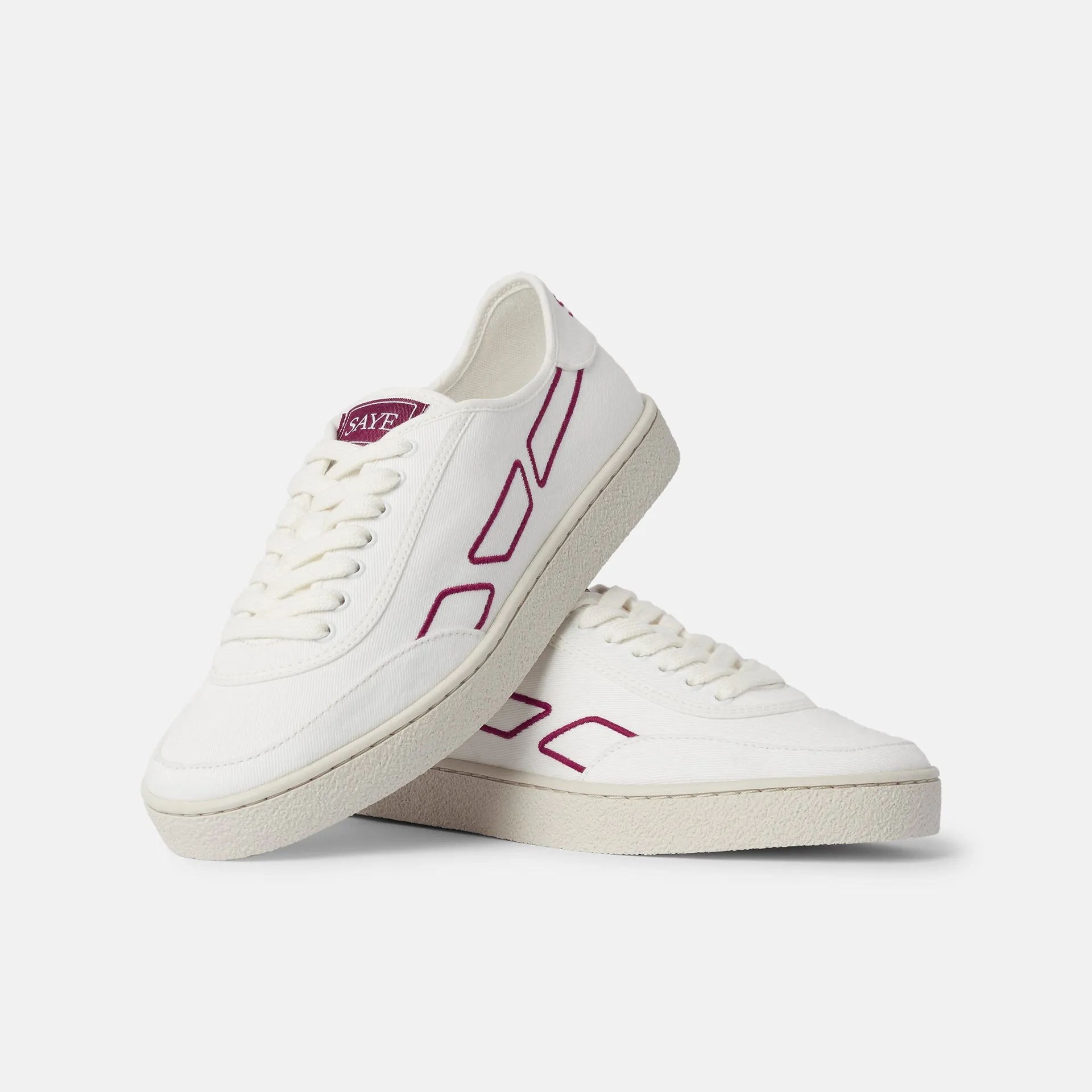 Modelo '65 trainer in garnet