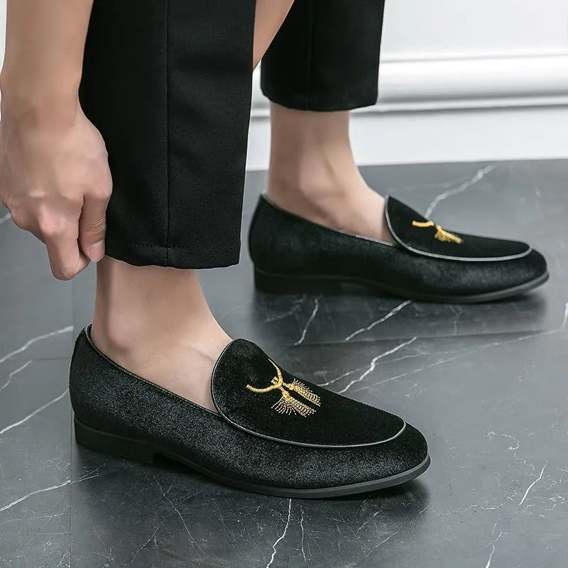 Santimon Men's Fashion Classic Velvet Loafers Embroidery Dress Shoes for Men Tuxedo Suit Shoes