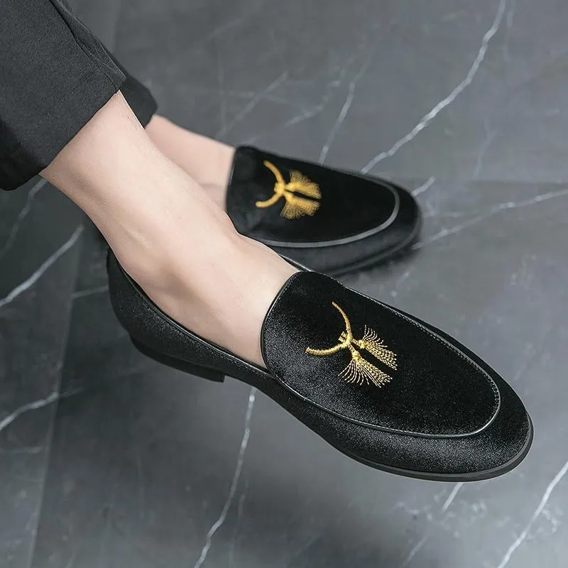 Santimon Men's Fashion Classic Velvet Loafers Embroidery Dress Shoes for Men Tuxedo Suit Shoes