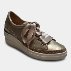 SOFTWAVES SNEAKERS IN GOLD