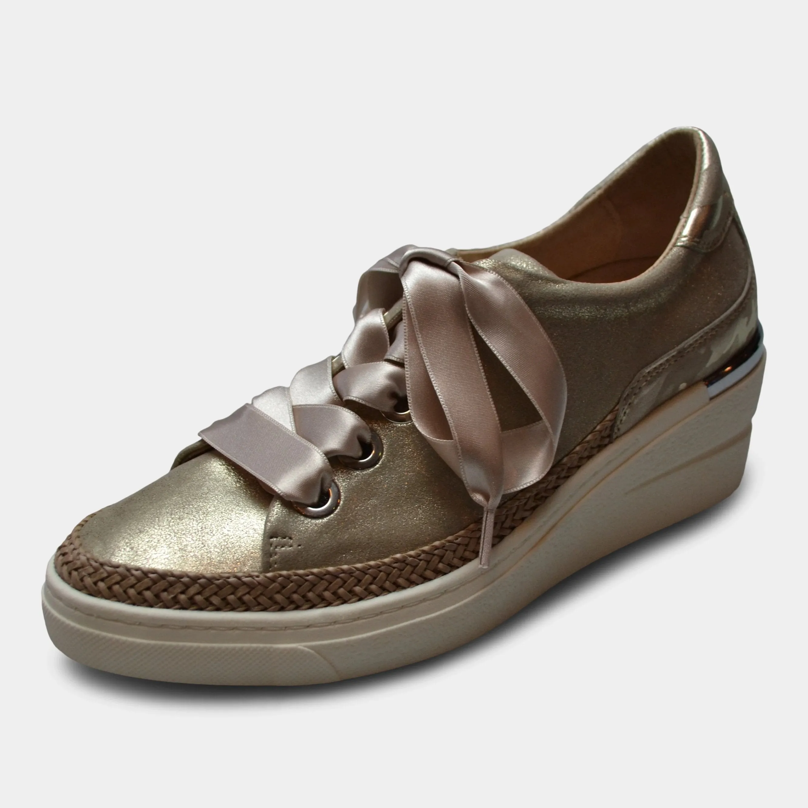 SOFTWAVES SNEAKERS IN GOLD