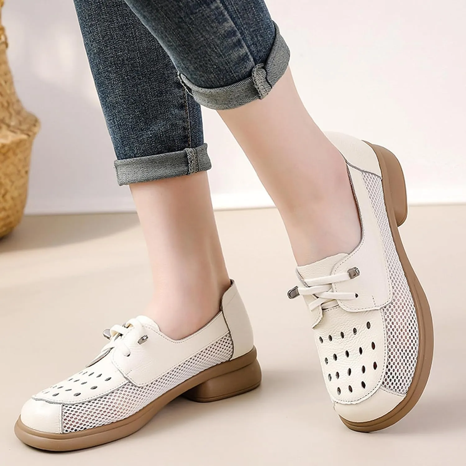 Women's Leather Hollow Chunky Heel Lace-Up Loafers Comfortable Round Toe Mesh Breathable Comfortable Non-Slip Walking Shoes