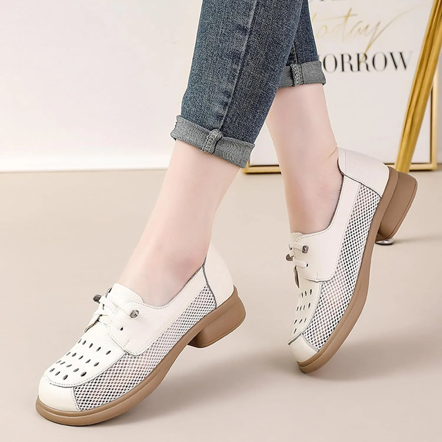 Women's Leather Hollow Chunky Heel Lace-Up Loafers Comfortable Round Toe Mesh Breathable Comfortable Non-Slip Walking Shoes